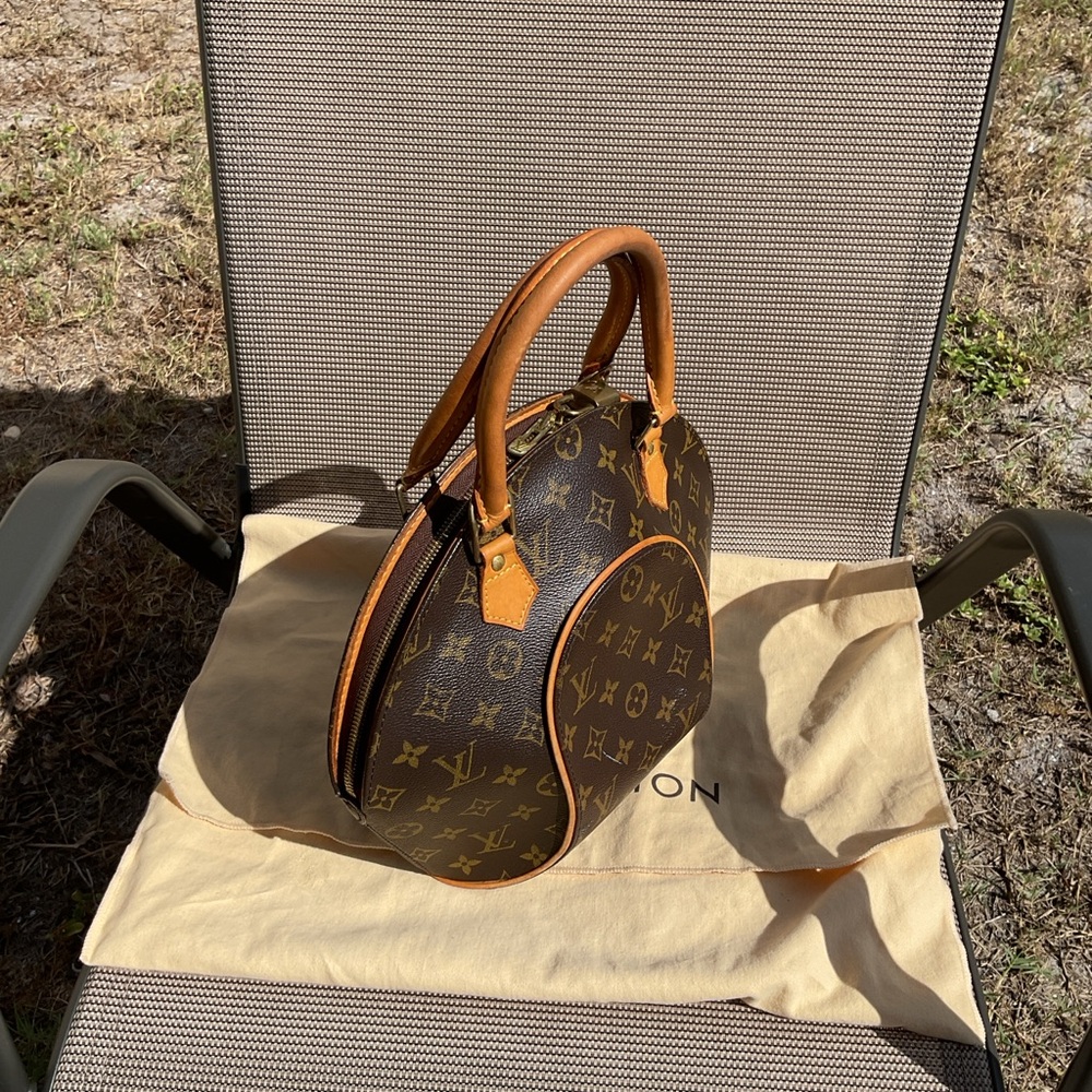 💯% 💕Authentic💕Louis Vuitton Ellipse pm SD0063💕 - Picture 4 of 16
